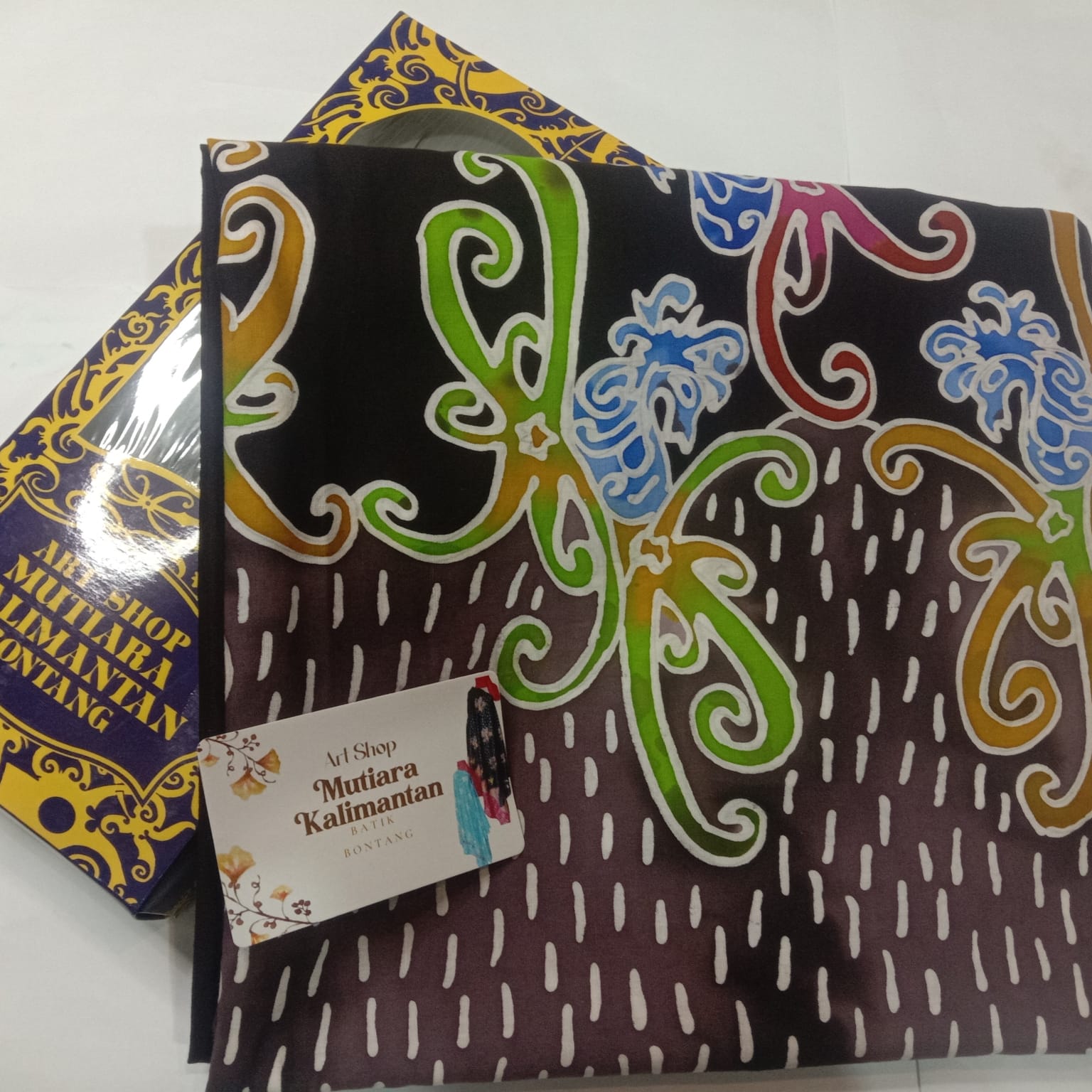 Batik Bontang Art Shop Mutiara Kalimantan