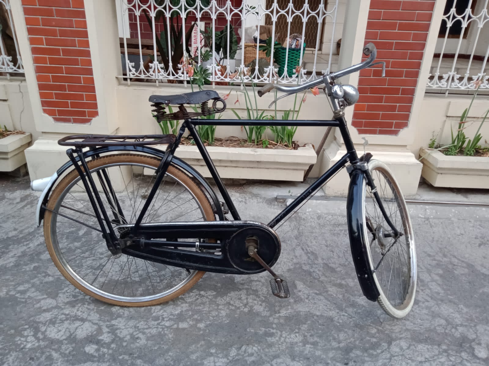 Sepeda gazelle seri 6